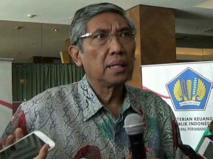  PEMERINTAH PUSAT BAGI DANA ALOKASI UMUM KE 160 DAERAH