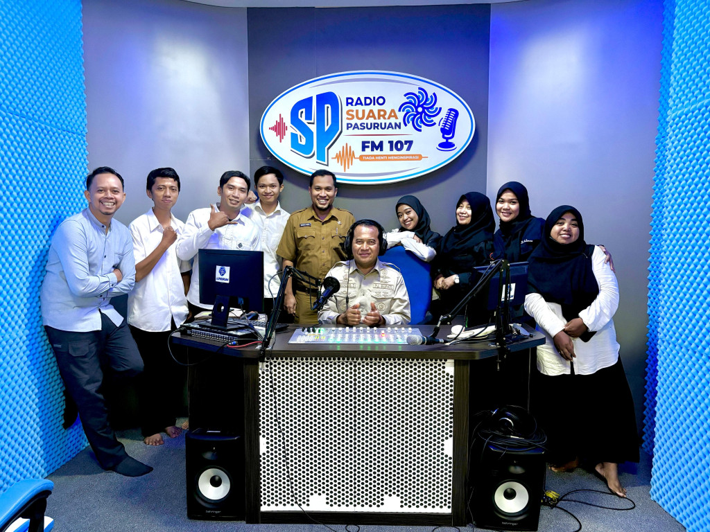 Kunjungan Pj. Bupati Nurkholis di Radio Suara Pasuruan 107 FM