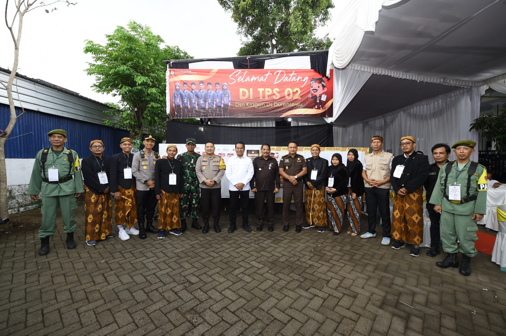 Monitoring Keliling TPS di Pilkada 2024 Oleh Pj. Bupati Pasuruan