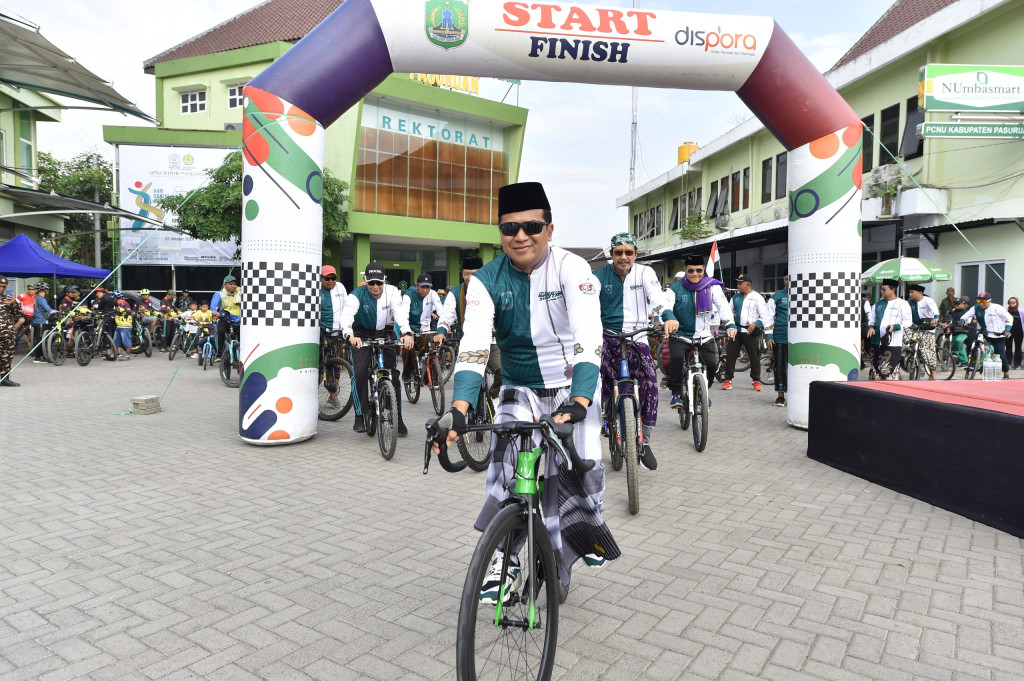 Gowes Santri Peringatan Hari Santri Nasional tahun 2024