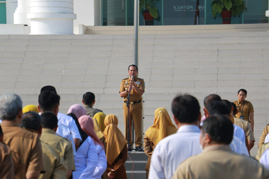 Apel Gabungan bersama Pj. Bupati Nurkholis