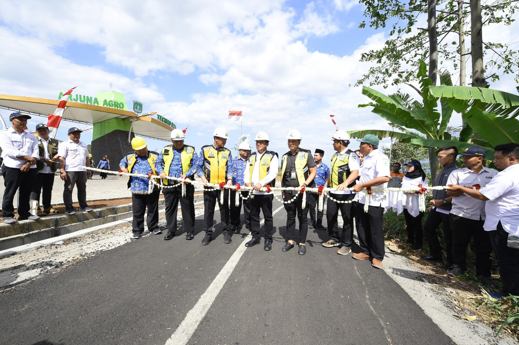 Pembangunan 3 Ruas Jalan Menuju Arjuna Agro Techno Parck